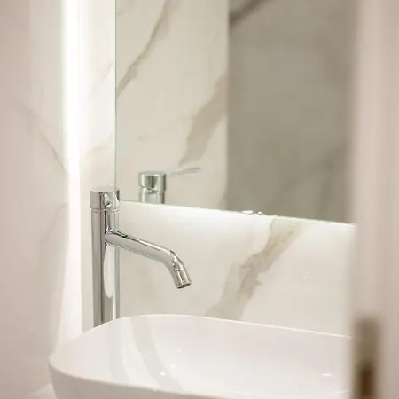 A Casa Nostra * Loutráki